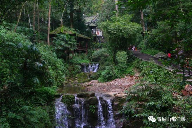 「云赏青城·青城楹联石刻篇」这座清幽仙山中随处可见的Ta们用低调的姿态惊艳了IM电竞 IM电竞平台岁月(图19)