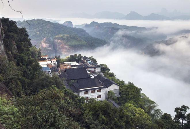 如果还没有看过丹霞山的美景今年秋天可不要错过了！IM电竞 电子竞技平台(图5)