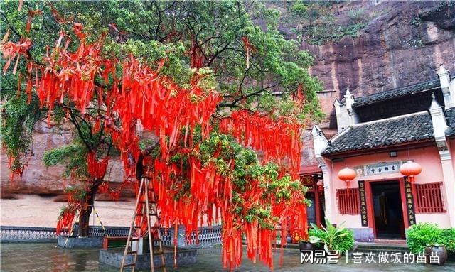 IM电竞 电子竞技平台江西于都有一个幽静景点摩崖石刻很多岳飞和周敦颐都曾经来过(图5)